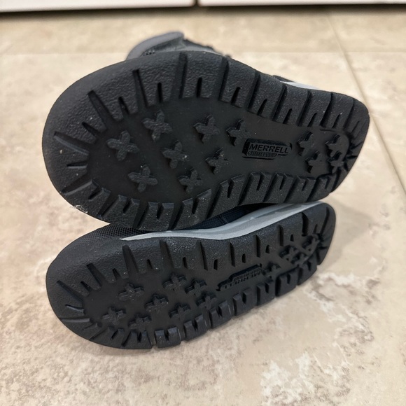 Merrell Snow Crush 2.0 Waterproof Boots - Toddler Size 6 - Picture 3 of 3